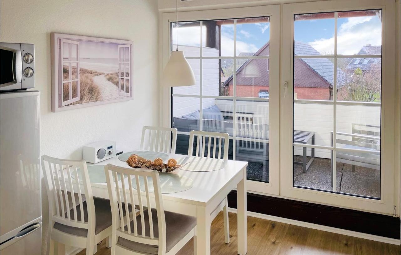 Cozy Apartment In Friedrichskoog With Kitchen Zewnętrze zdjęcie